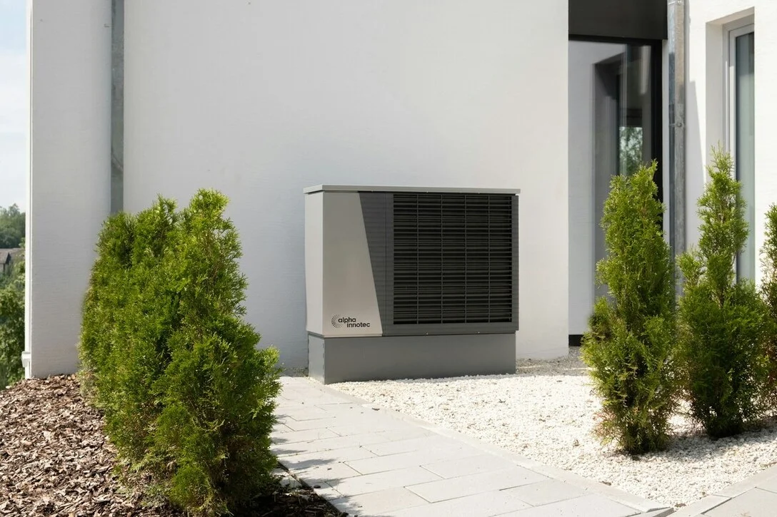 Air source heat pump installation in Reading Berkshire